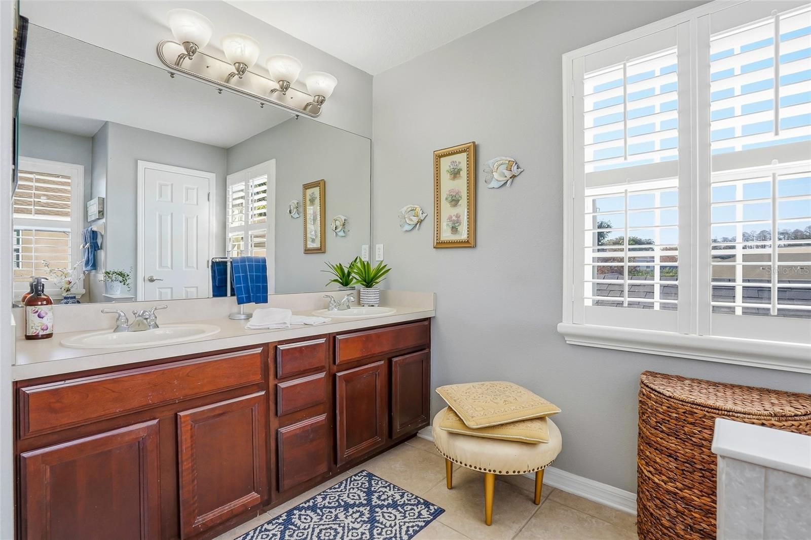 Image 38 of 57 For 5713 Justicia Loop