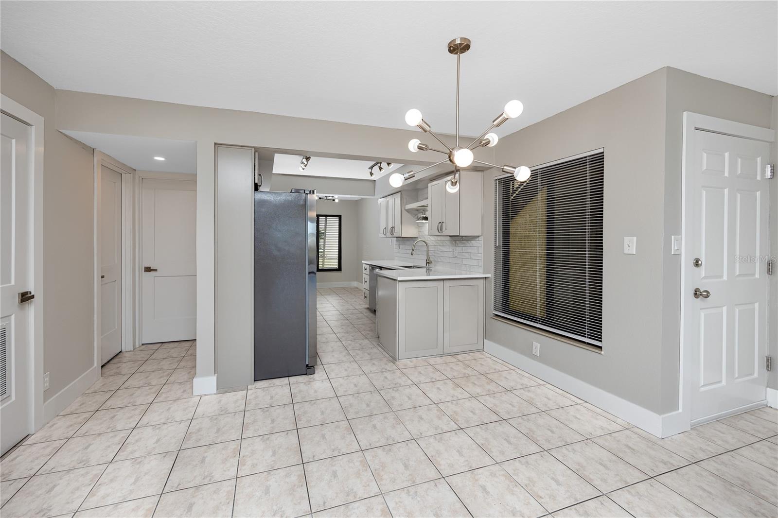 Image 15 of 64 For 7310 Sunshine Skyway Lane S 116