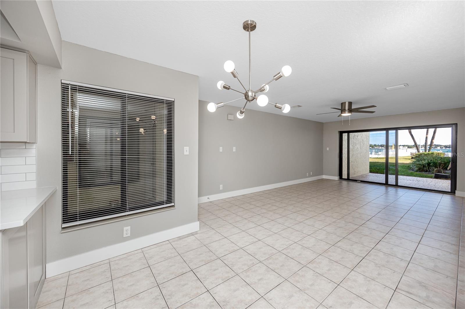 Image 17 of 64 For 7310 Sunshine Skyway Lane S 116