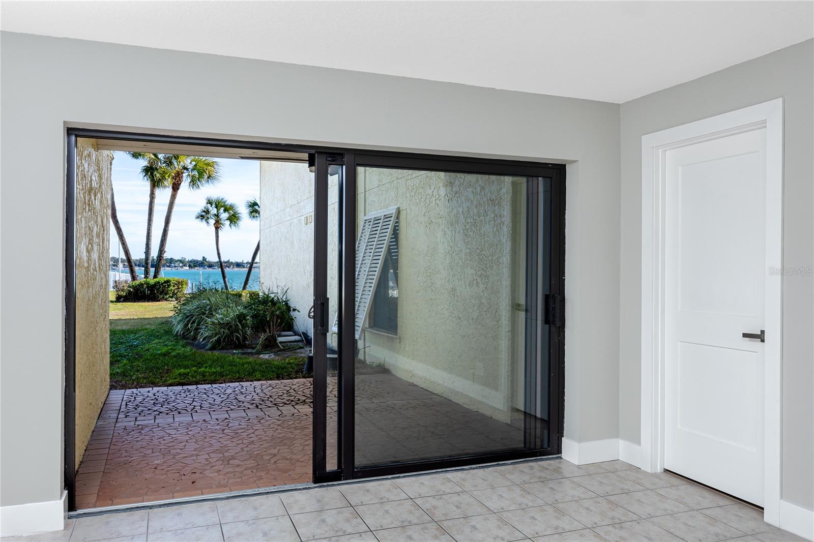 Image 18 of 64 For 7310 Sunshine Skyway Lane S 116