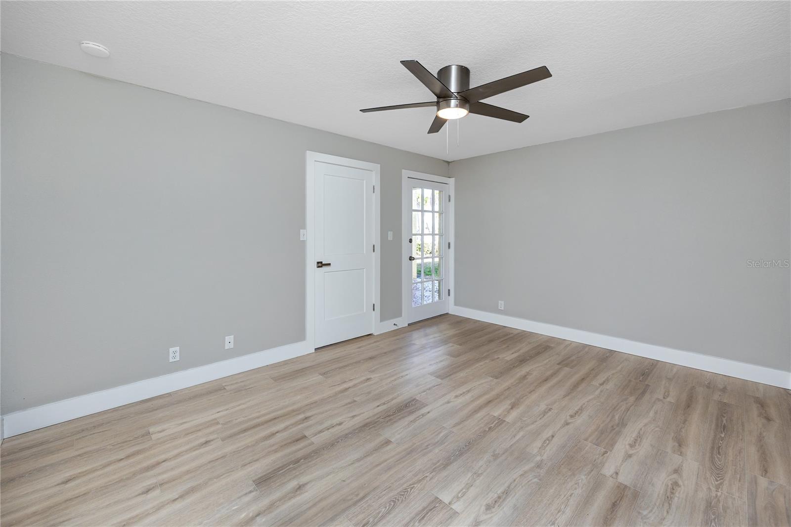 Image 29 of 64 For 7310 Sunshine Skyway Lane S 116