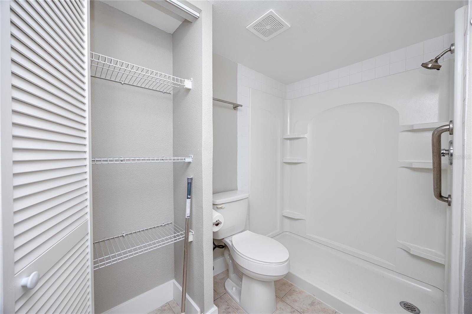 Image 37 of 64 For 7310 Sunshine Skyway Lane S 116