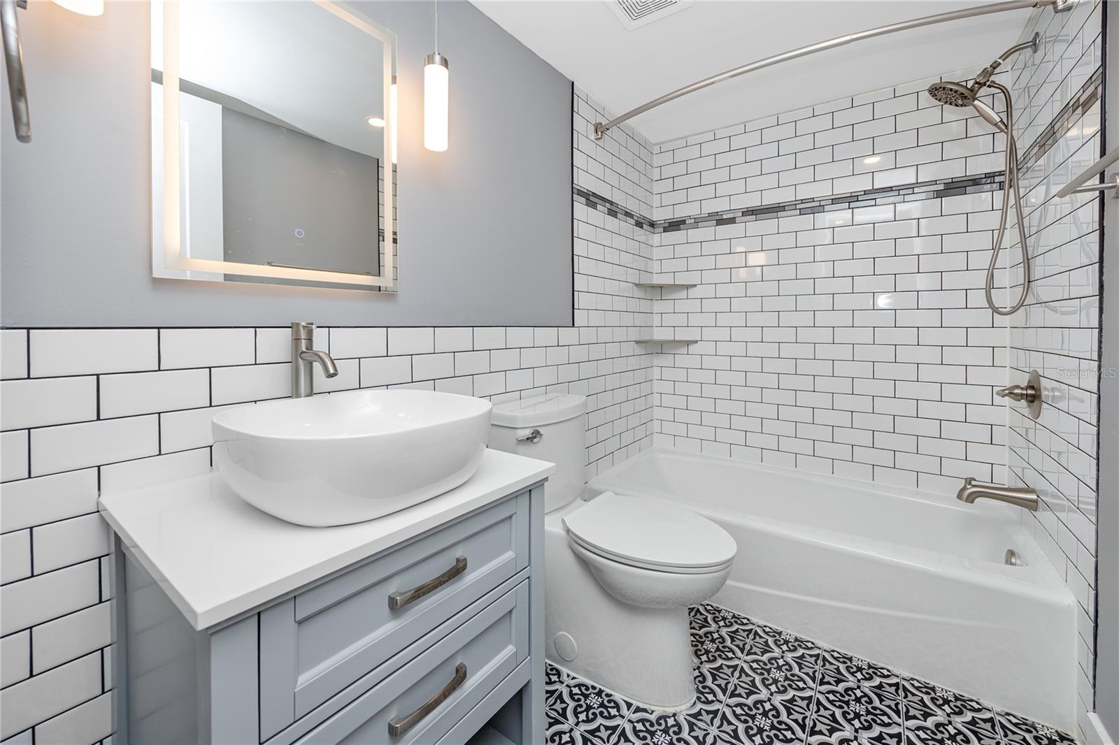 Image 38 of 64 For 7310 Sunshine Skyway Lane S 116