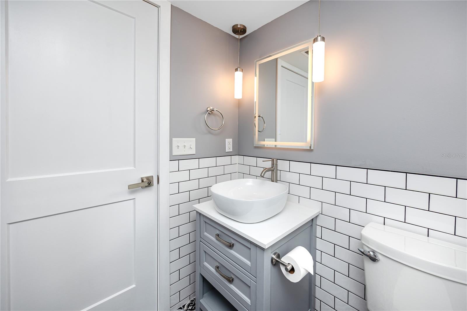 Image 39 of 64 For 7310 Sunshine Skyway Lane S 116