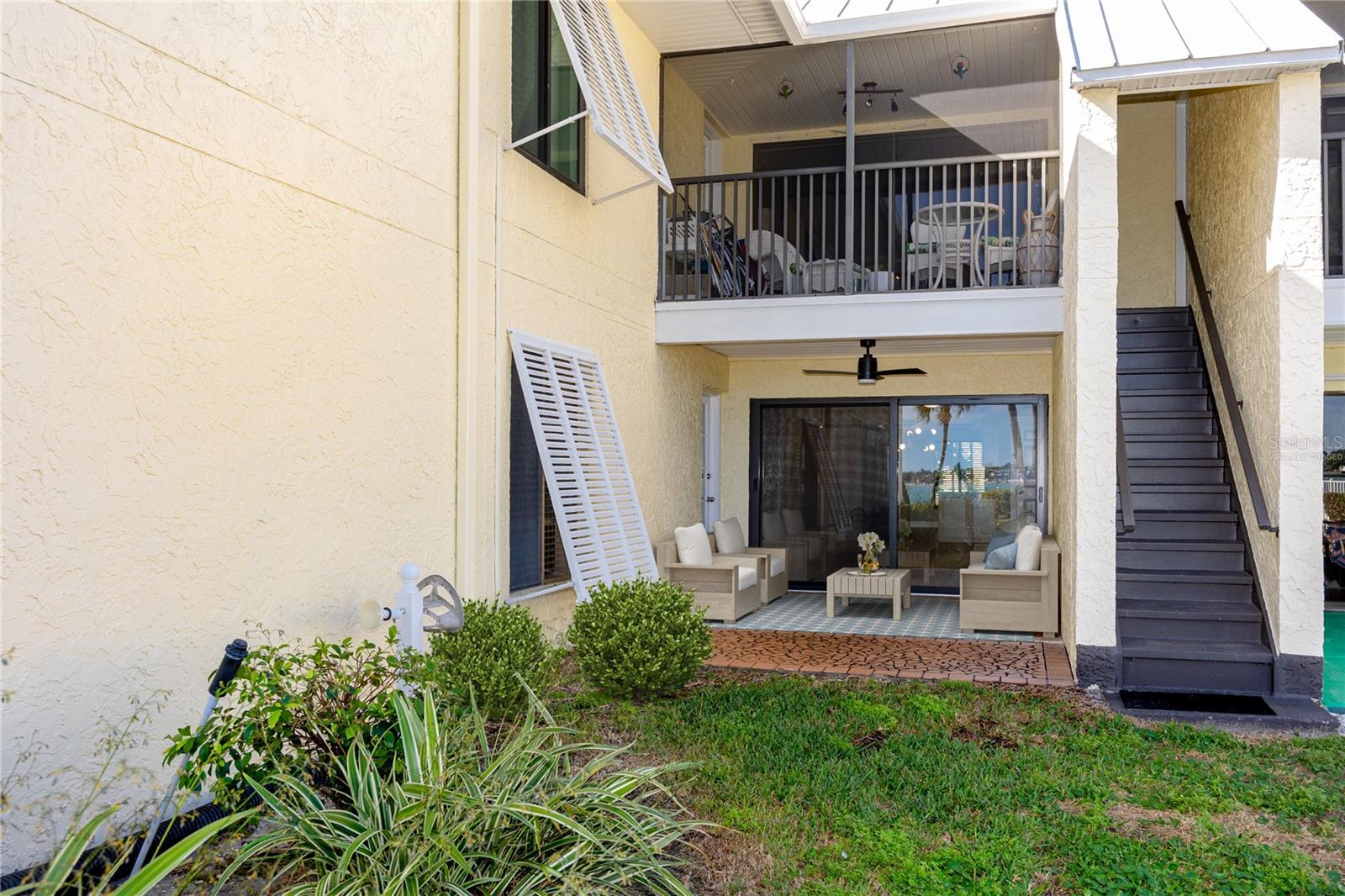 Image 9 of 64 For 7310 Sunshine Skyway Lane S 116