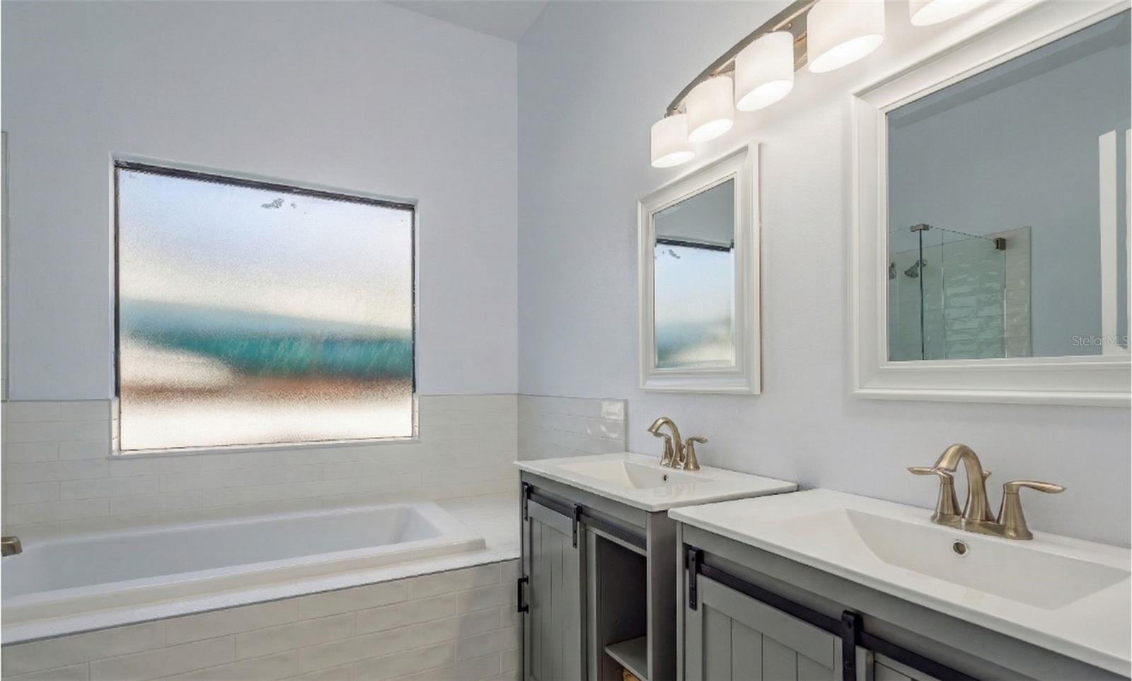 Image 31 of 55 For 2403 Country Trails Drive