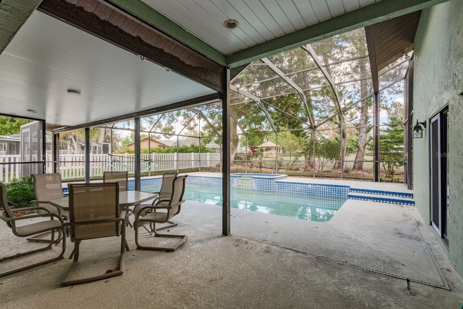 Image 41 of 55 For 2403 Country Trails Drive