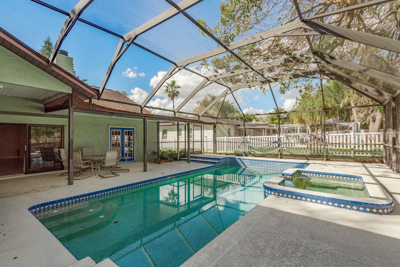 Image 43 of 55 For 2403 Country Trails Drive