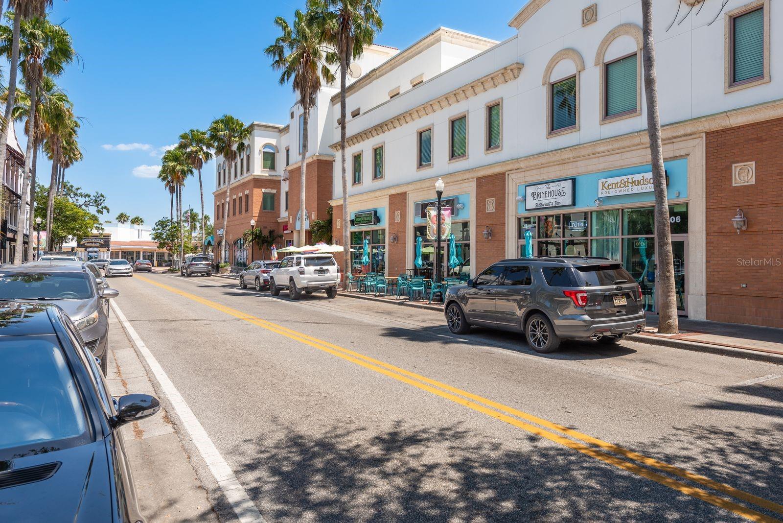 Image 51 of 55 For 2403 Country Trails Drive