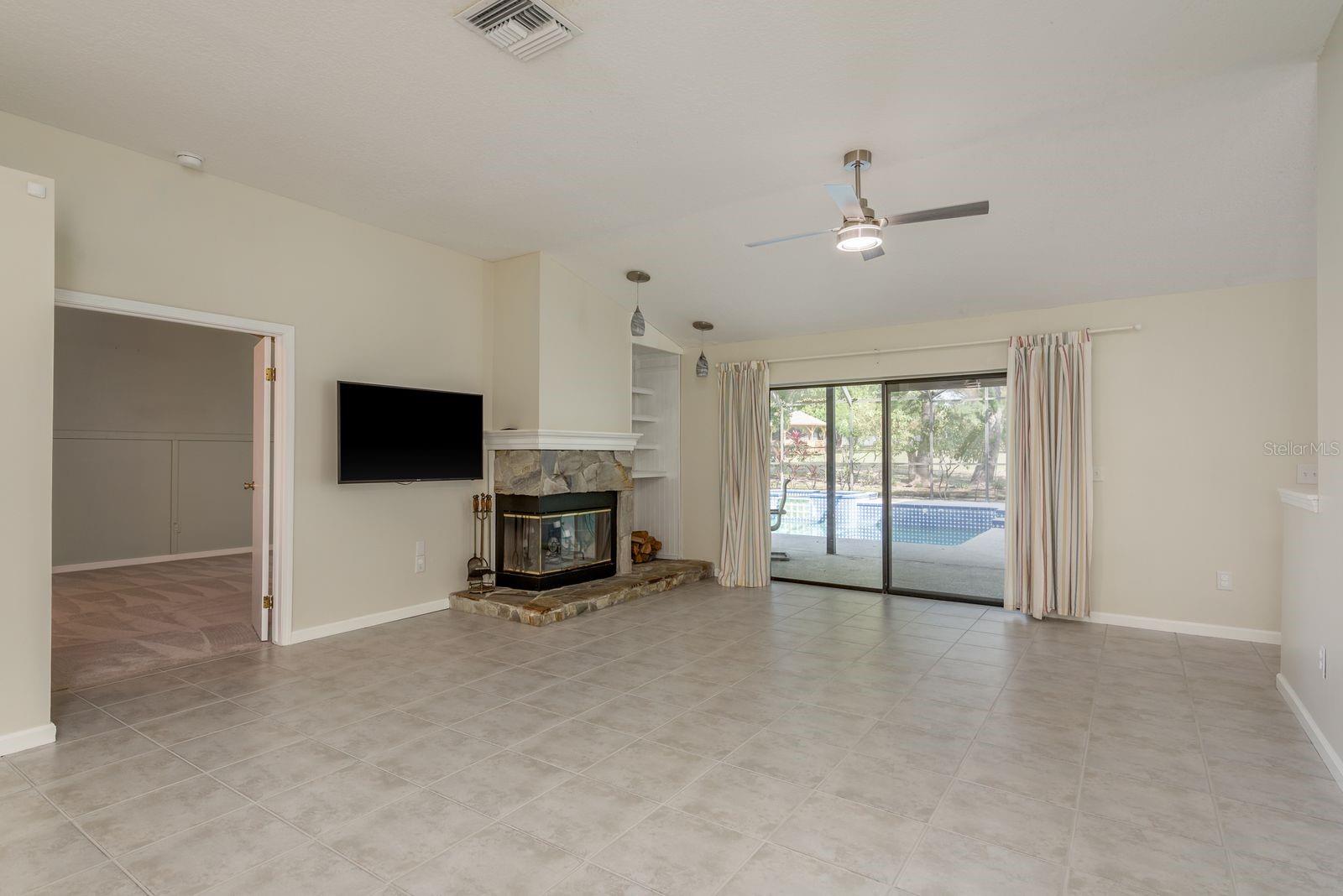 Image 8 of 55 For 2403 Country Trails Drive