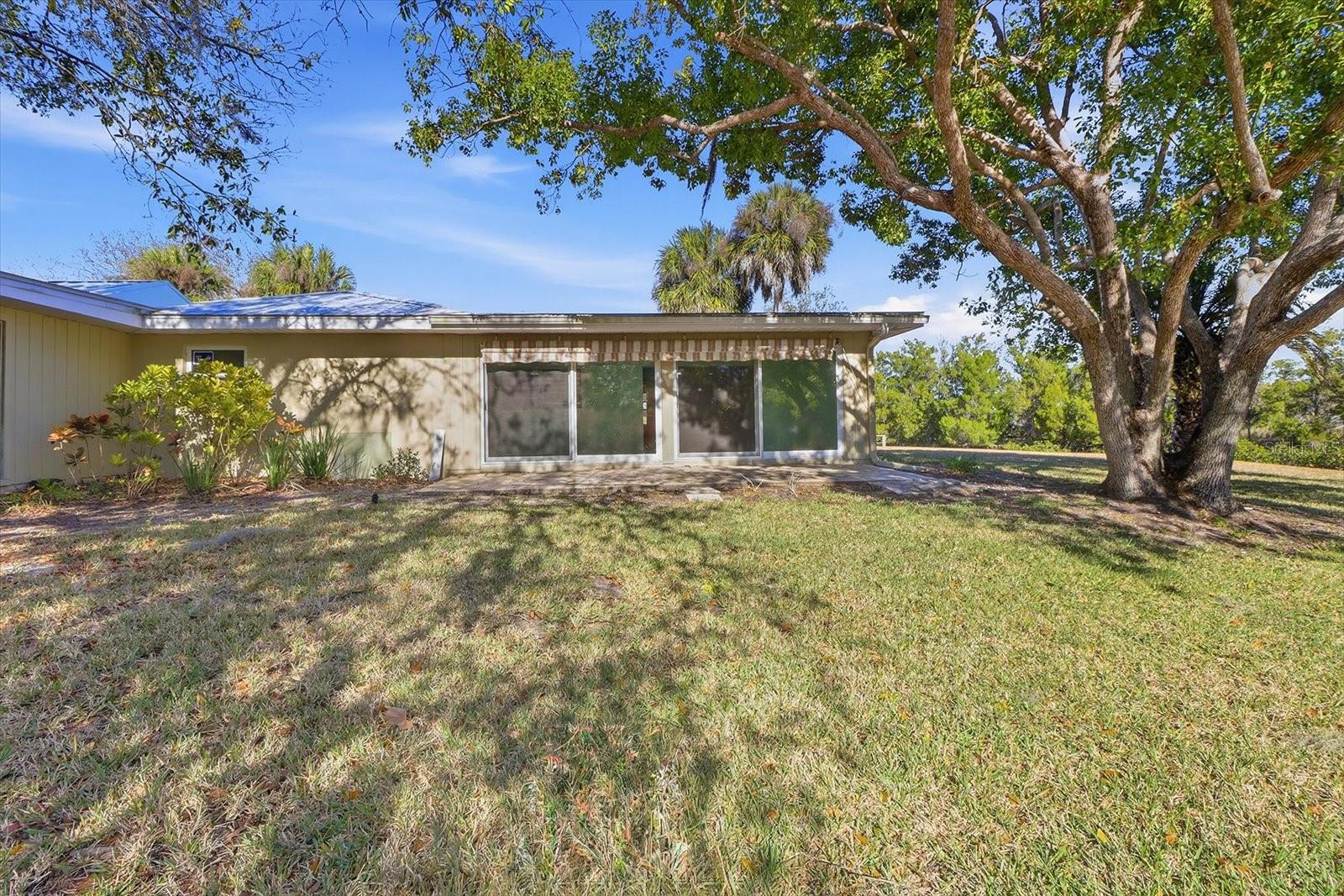 Image 33 of 45 For 11372 Bayshore Drive