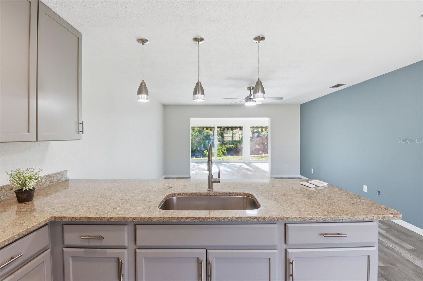 Image 5 of 45 For 11372 Bayshore Drive