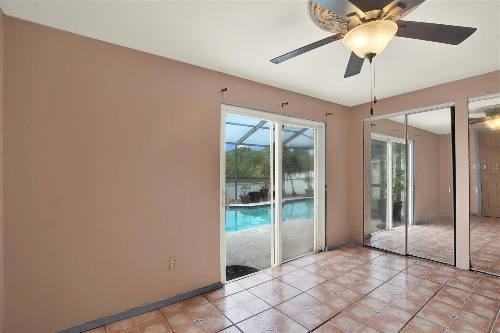 Image 23 of 33 For 3931 Holiday Lake Drive