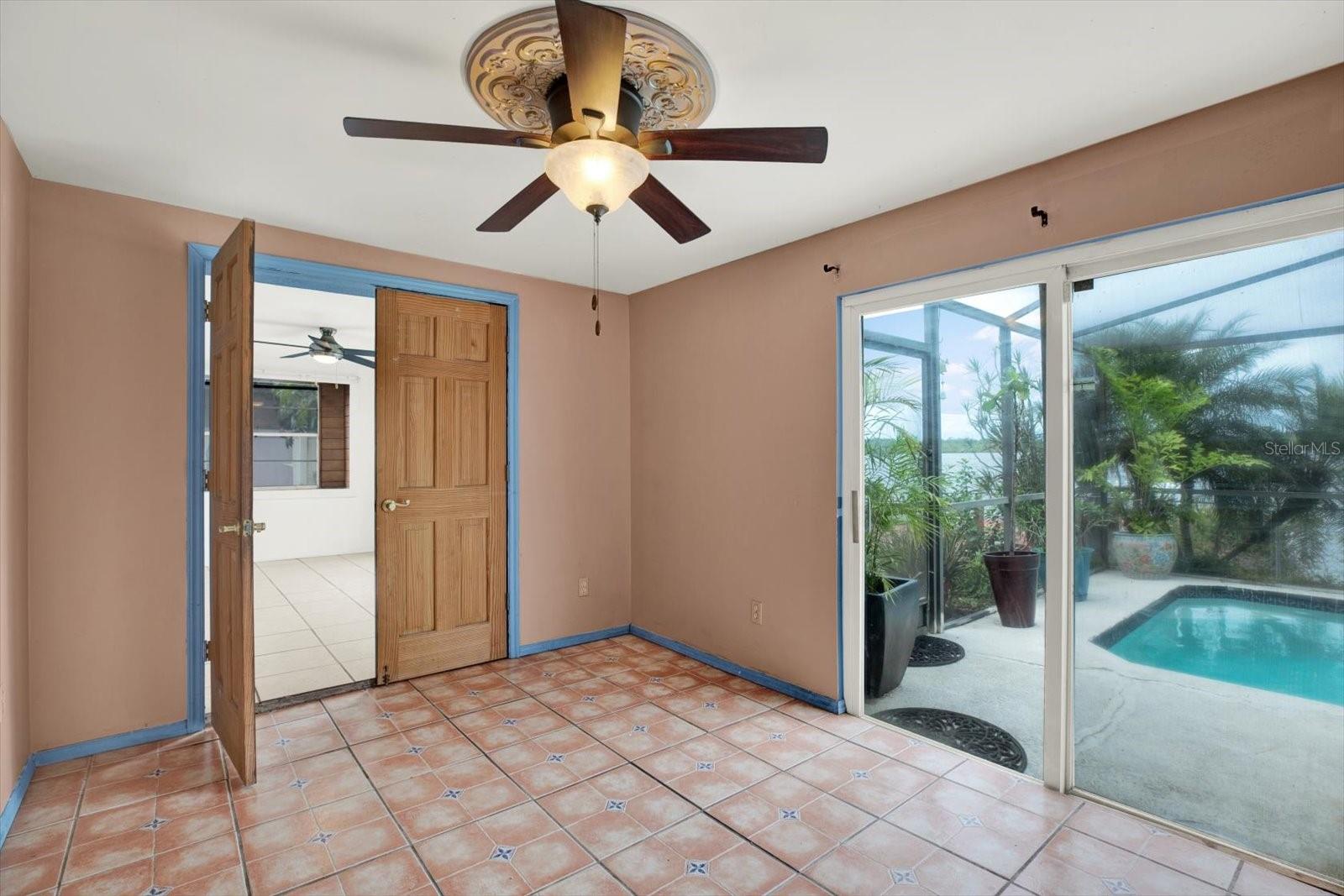 Image 24 of 33 For 3931 Holiday Lake Drive