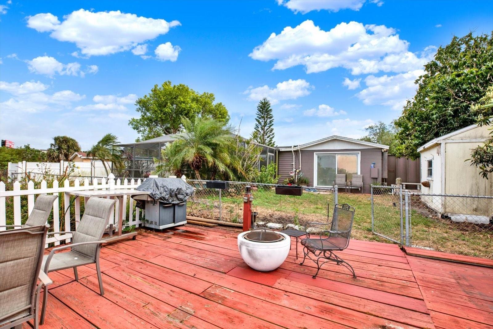 Image 26 of 33 For 3931 Holiday Lake Drive