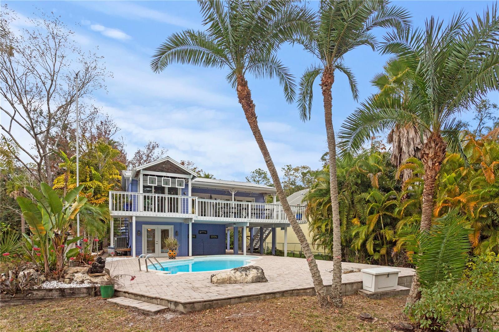 Image 36 of 70 For 906 Henry Avenue