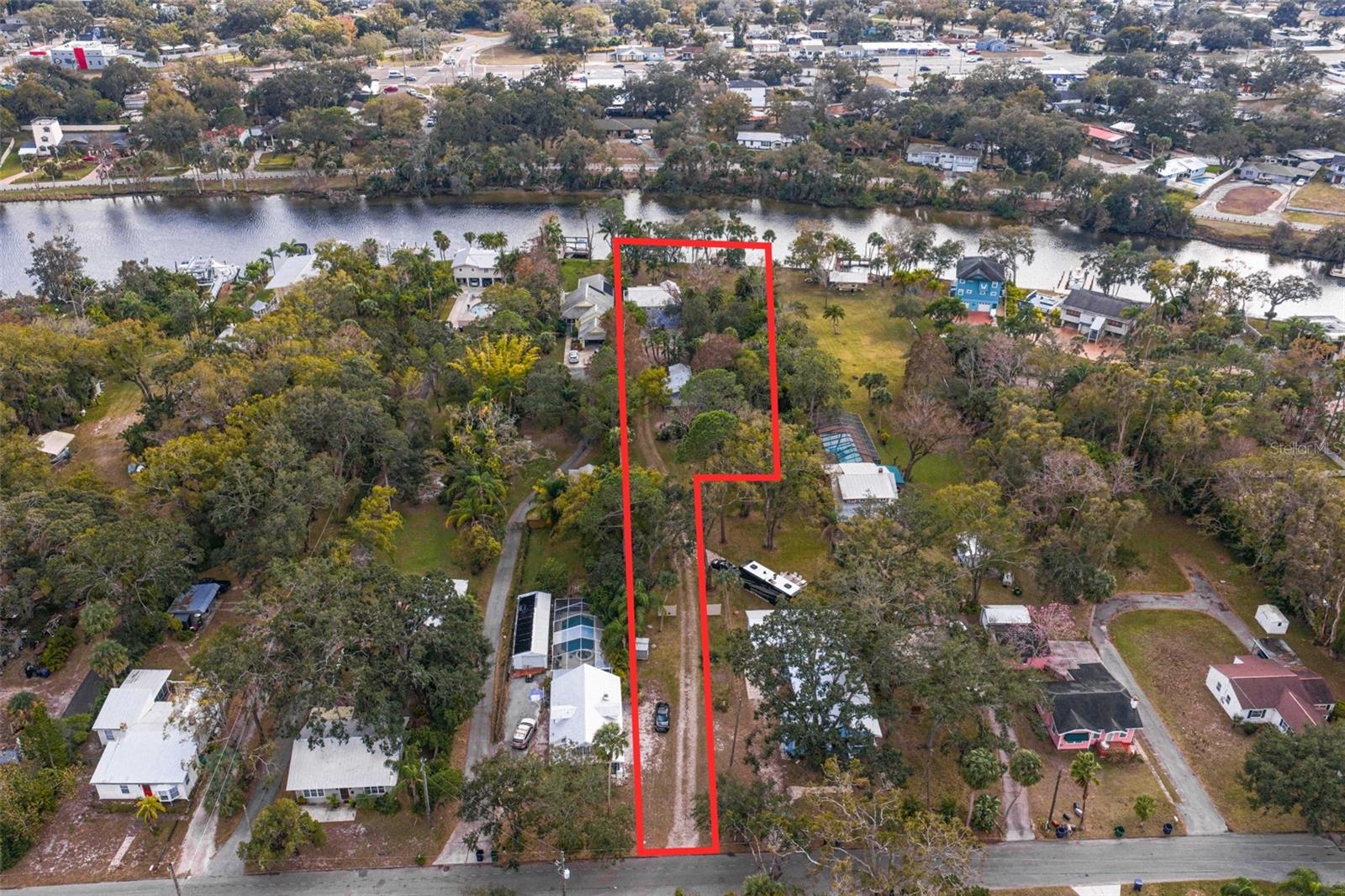 Image 52 of 70 For 906 Henry Avenue