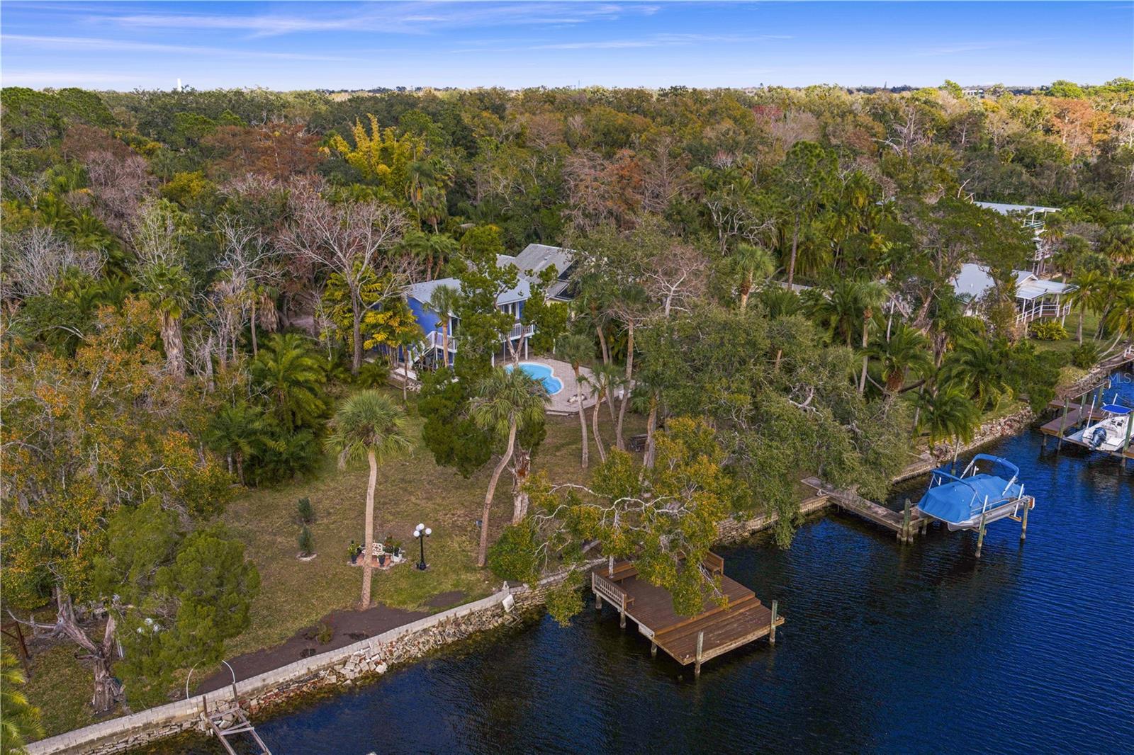 Image 56 of 70 For 906 Henry Avenue