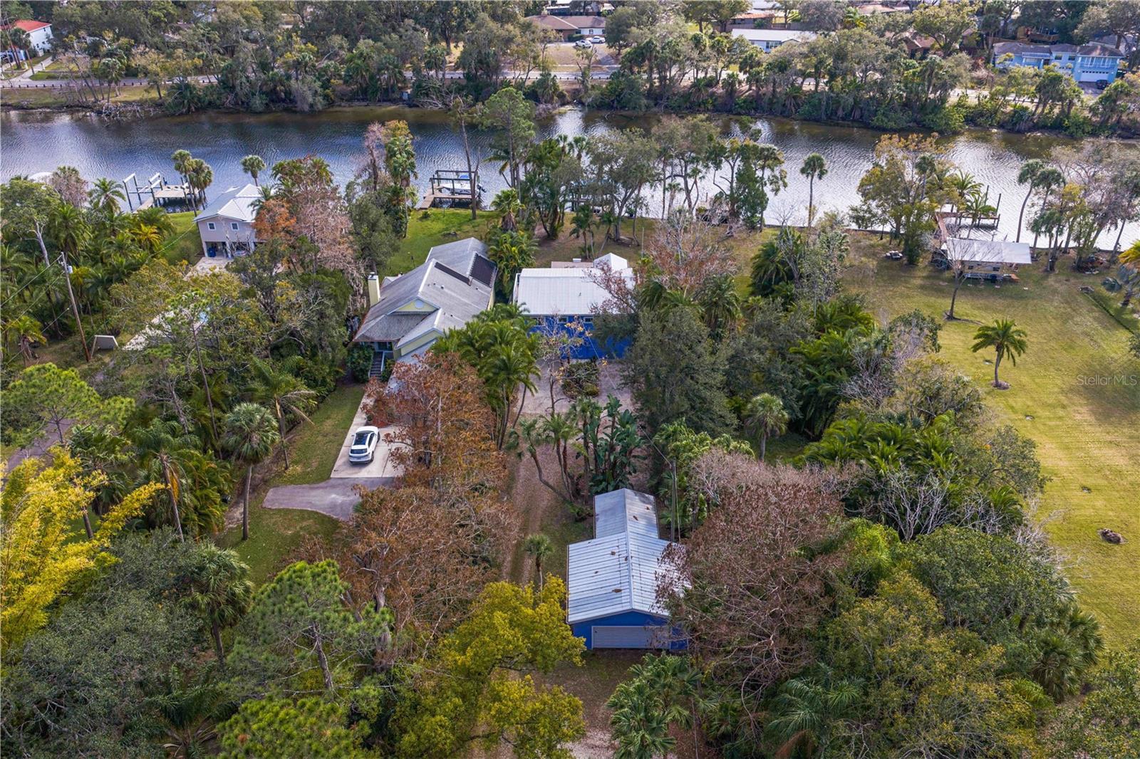 Image 65 of 70 For 906 Henry Avenue