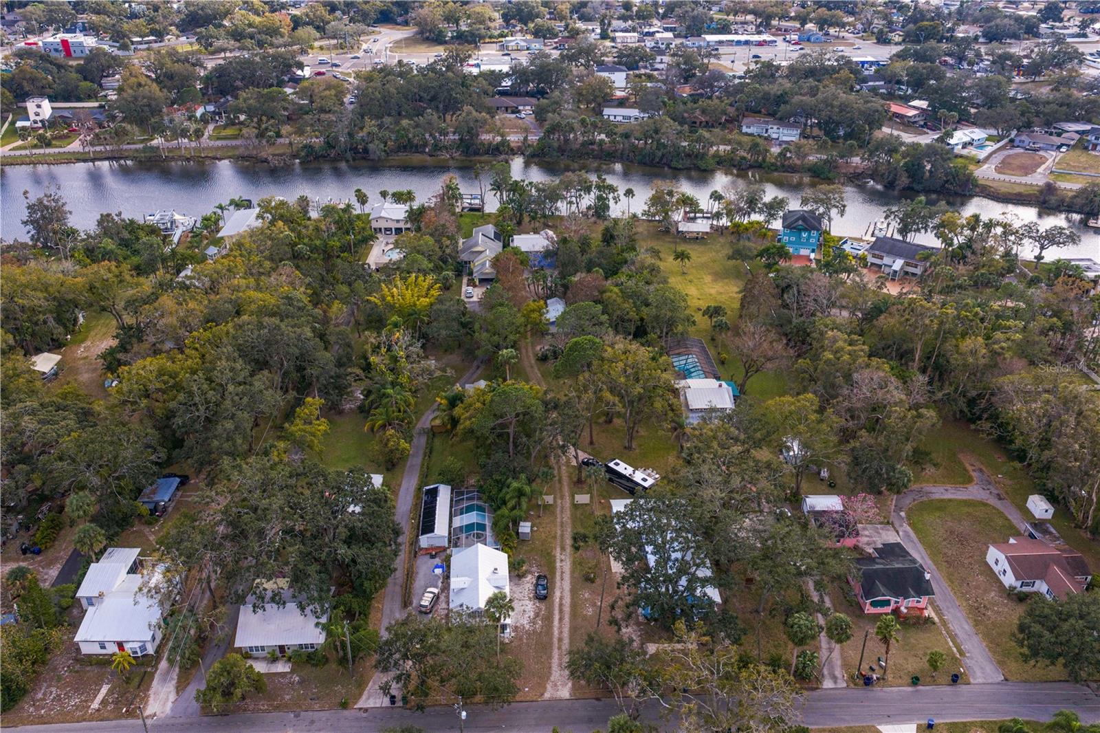 Image 67 of 70 For 906 Henry Avenue