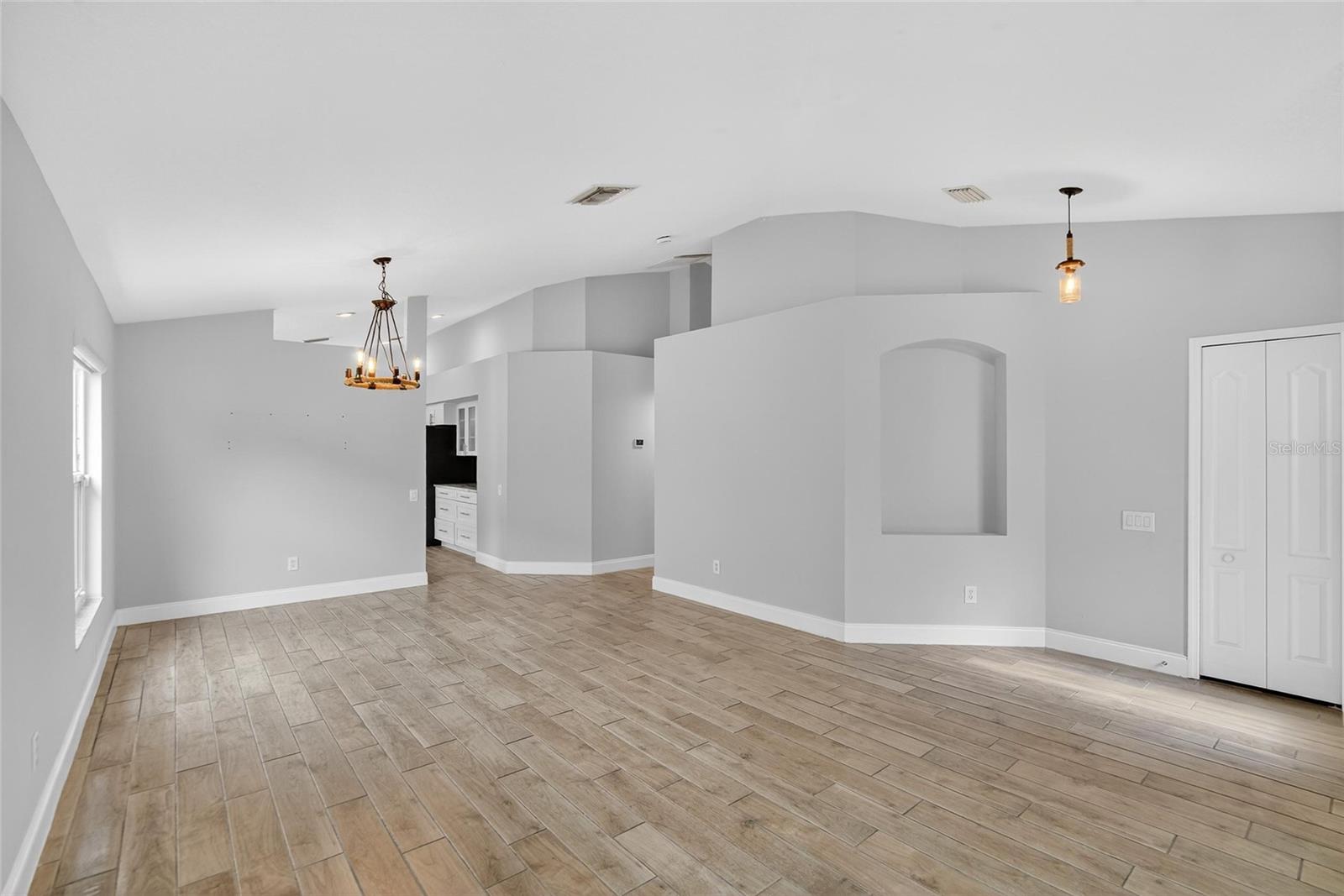 Image 10 of 67 For 5529 Terrain De Golf Drive