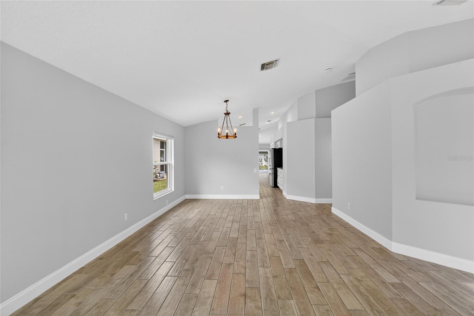 Image 11 of 67 For 5529 Terrain De Golf Drive