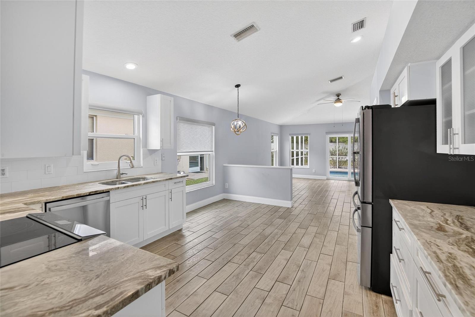 Image 15 of 67 For 5529 Terrain De Golf Drive