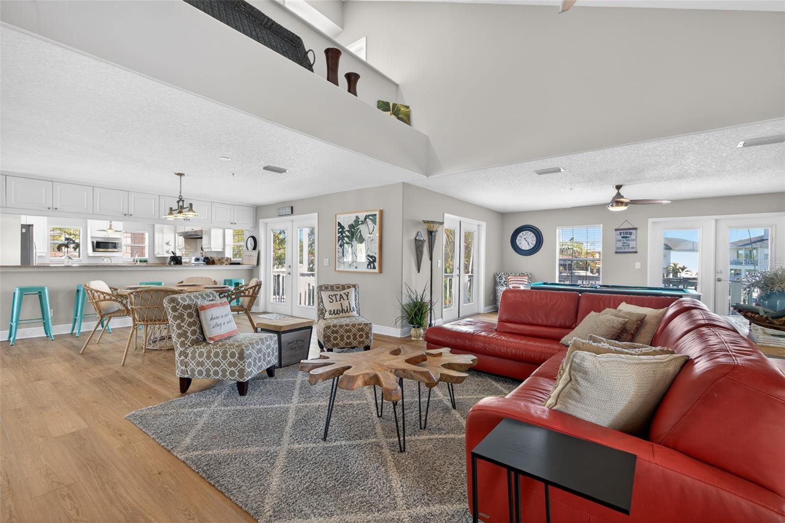 Image 16 of 50 For 1902 Arrowhead Drive Ne