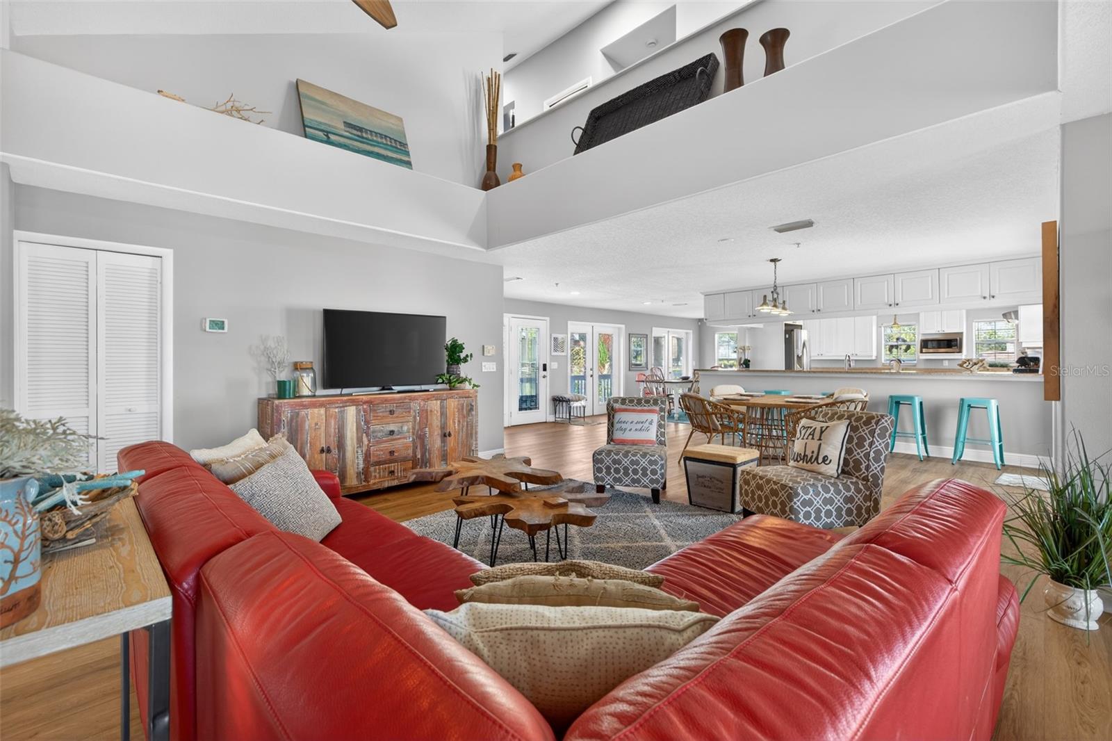 Image 19 of 50 For 1902 Arrowhead Drive Ne