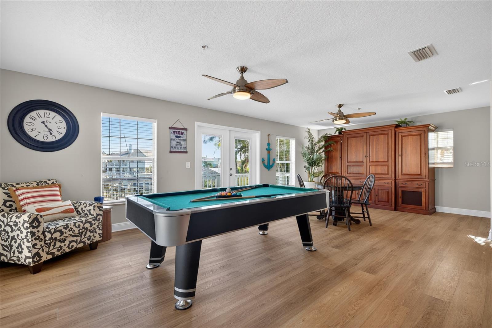 Image 21 of 50 For 1902 Arrowhead Drive Ne