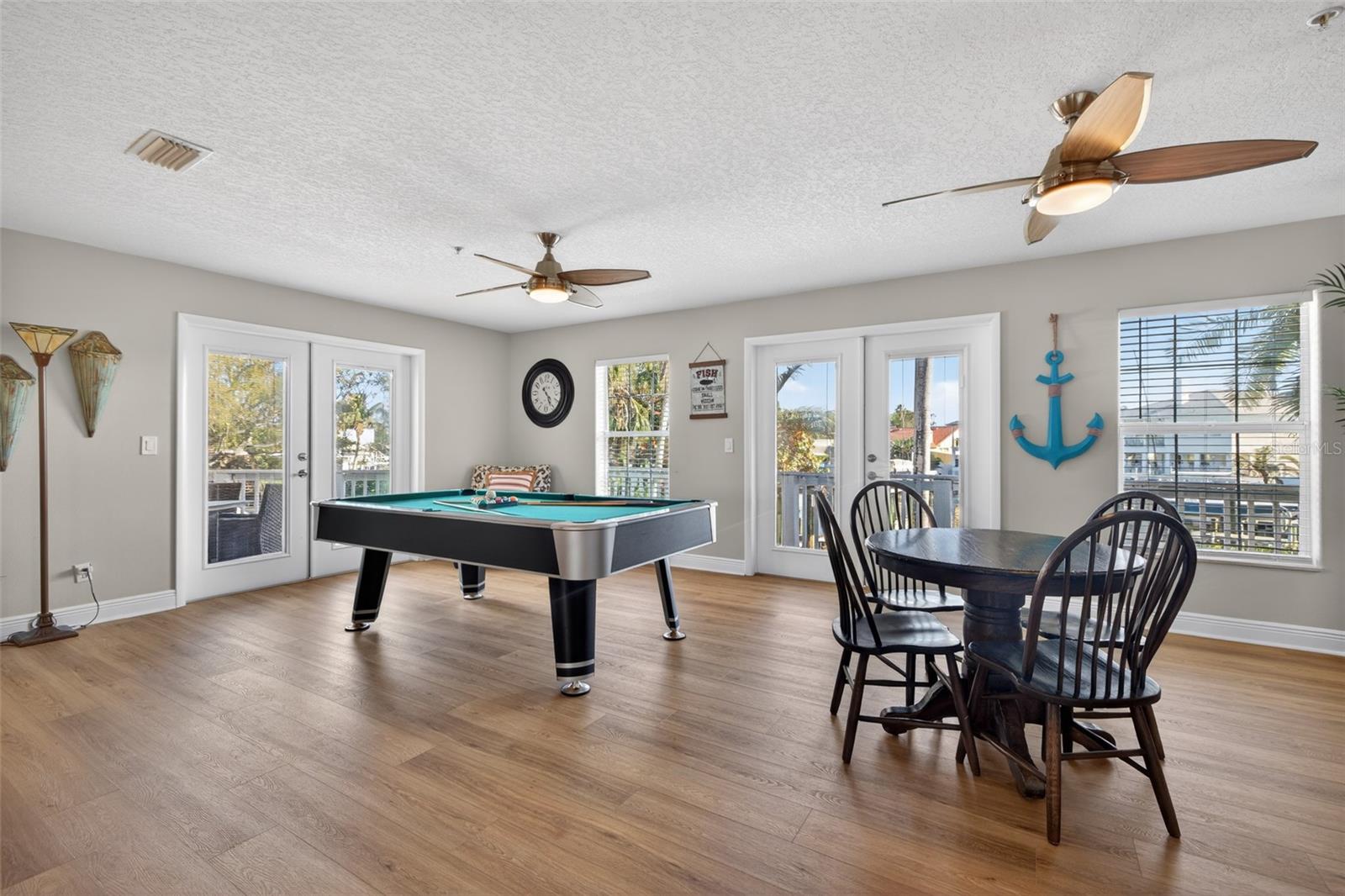 Image 22 of 50 For 1902 Arrowhead Drive Ne