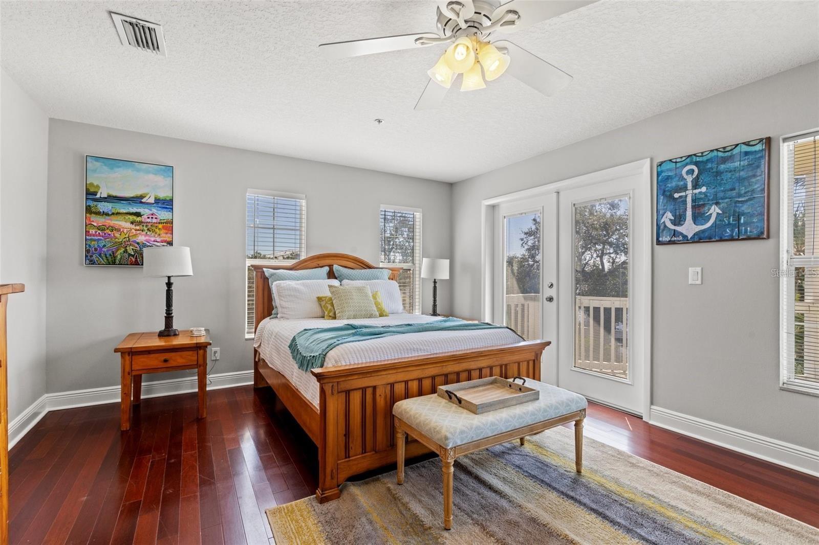 Image 28 of 50 For 1902 Arrowhead Drive Ne