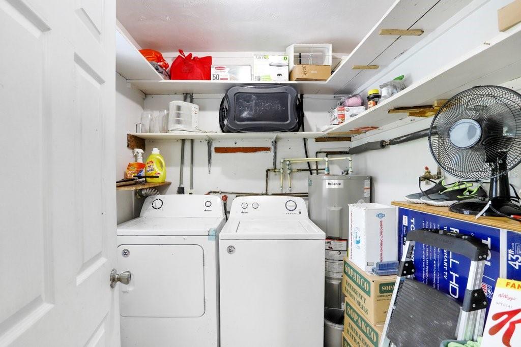 Image 11 of 34 For 335 Diana Avenue