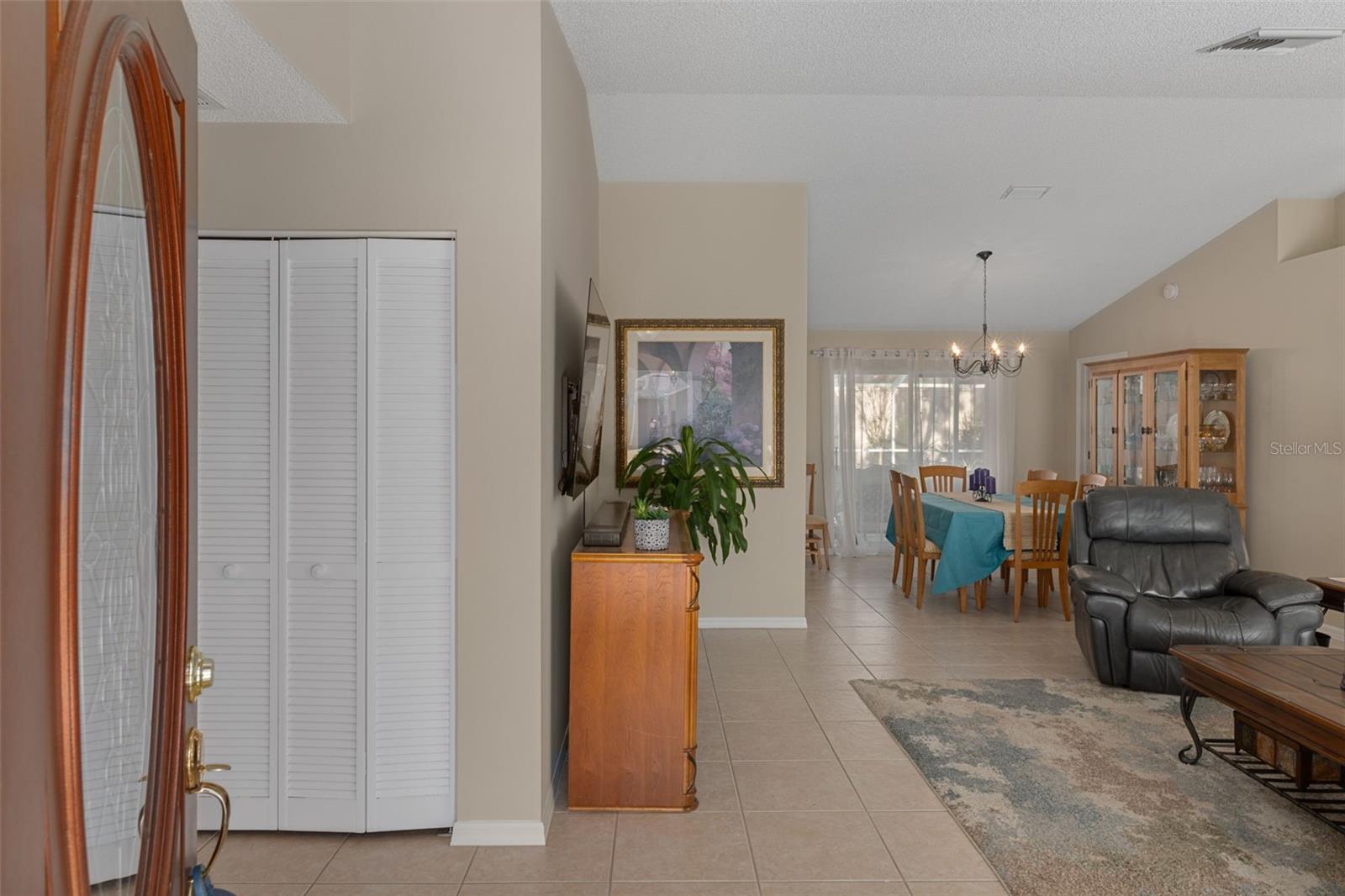 Image 17 of 99 For 7499 Sugarbush Drive