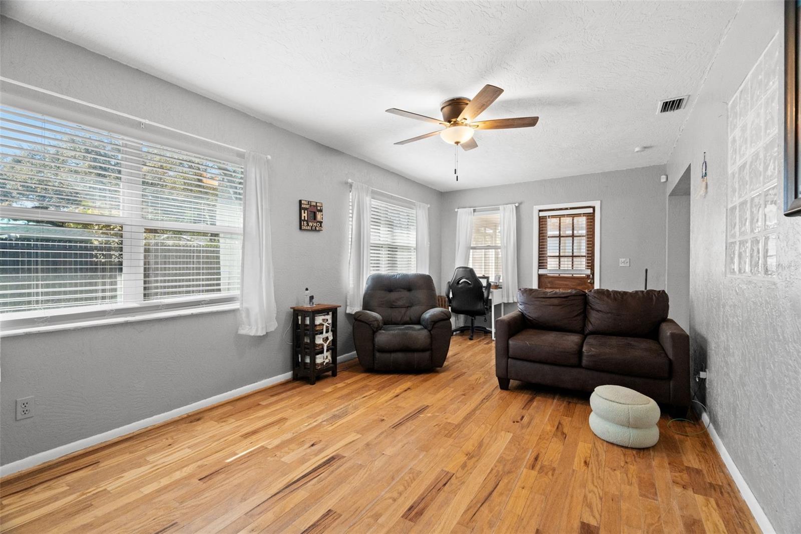 Image 15 of 34 For 6800 16th Street N