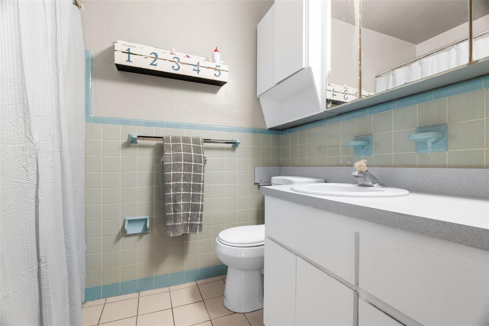 Image 22 of 34 For 6800 16th Street N