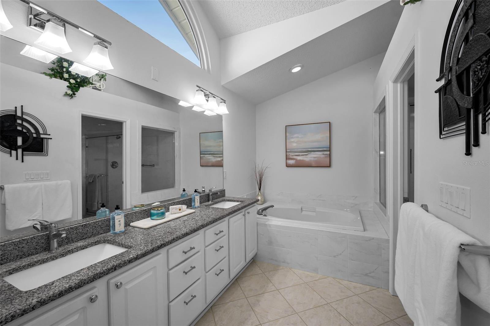 Image 15 of 43 For 1462 Woodstream Drive