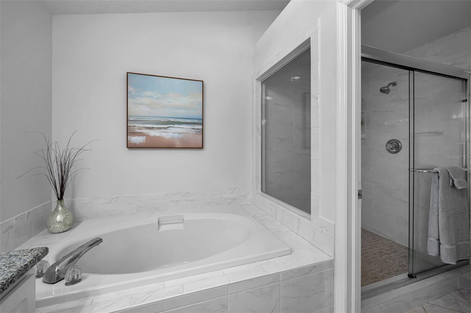 Image 16 of 43 For 1462 Woodstream Drive