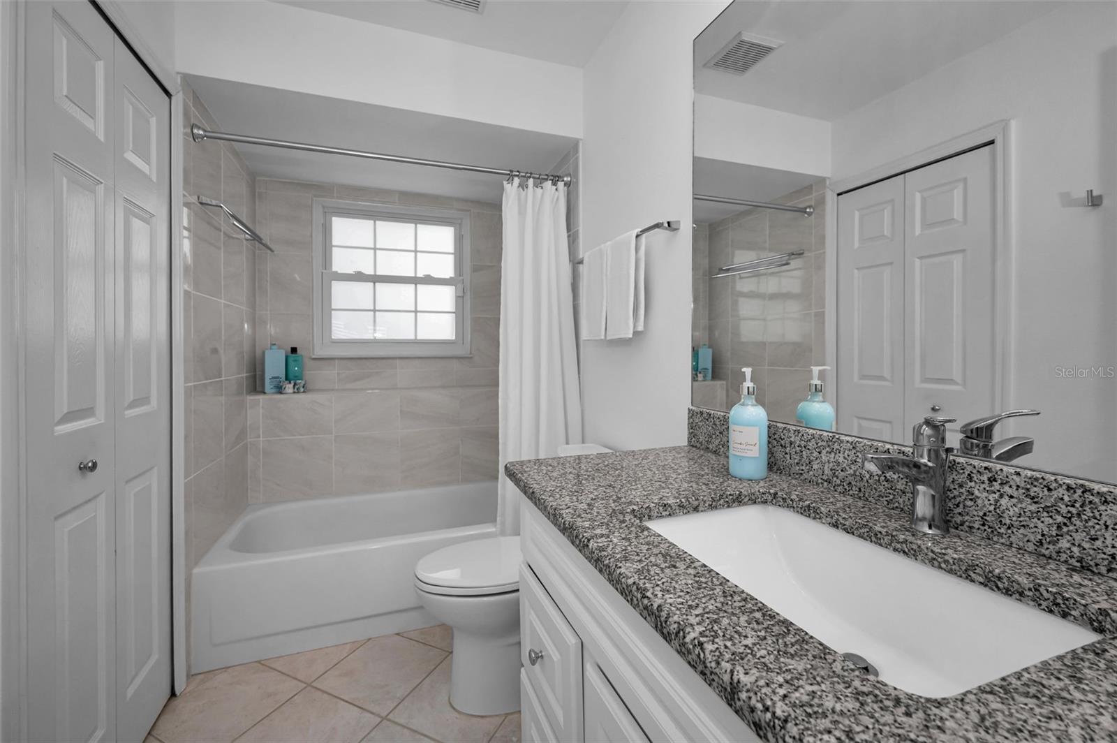 Image 20 of 43 For 1462 Woodstream Drive