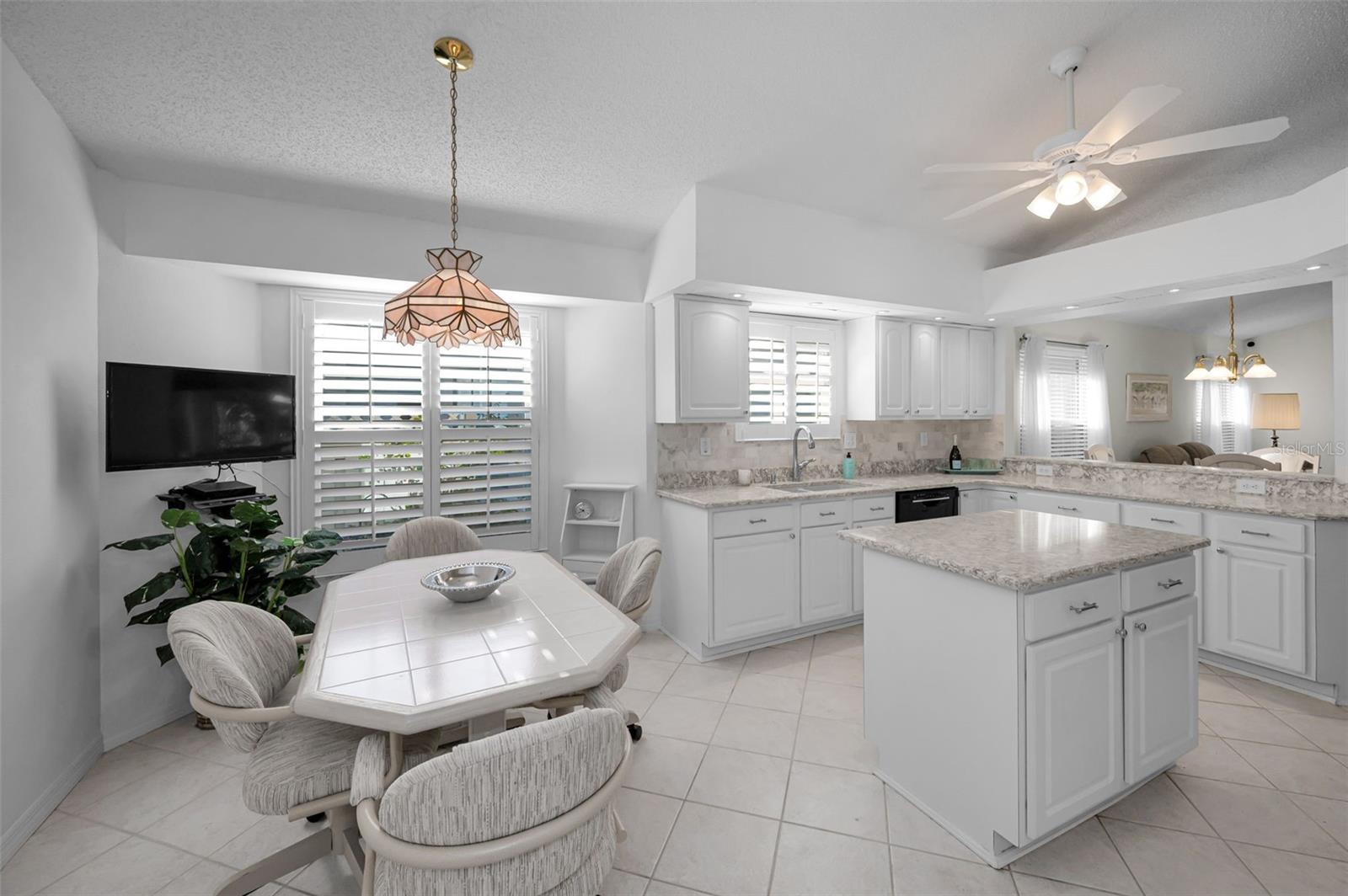 Image 7 of 43 For 1462 Woodstream Drive