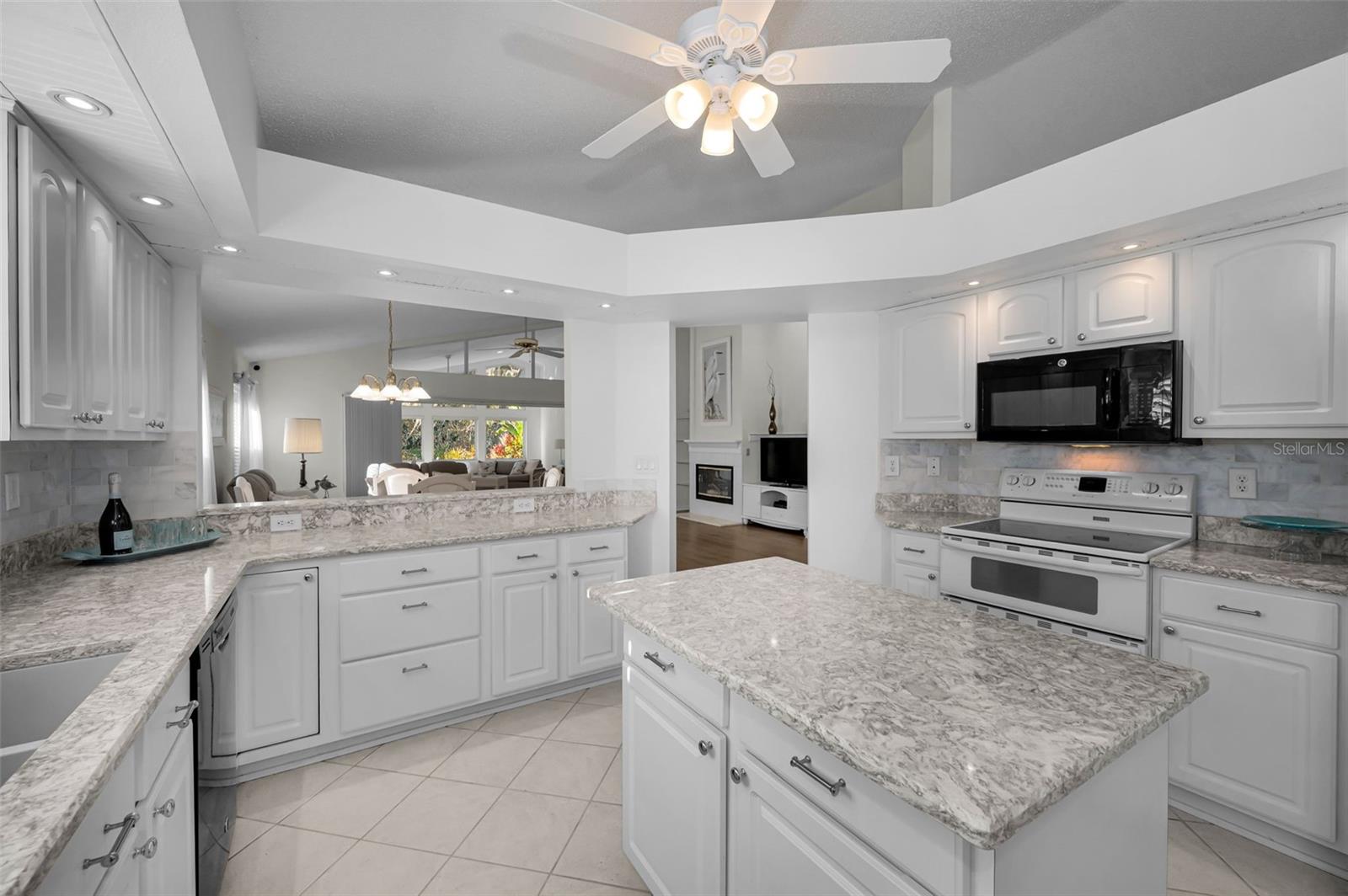 Image 9 of 43 For 1462 Woodstream Drive