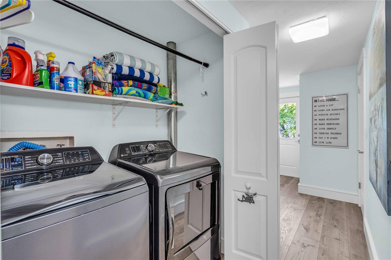 Image 36 of 64 For 7817 Alhambra Drive