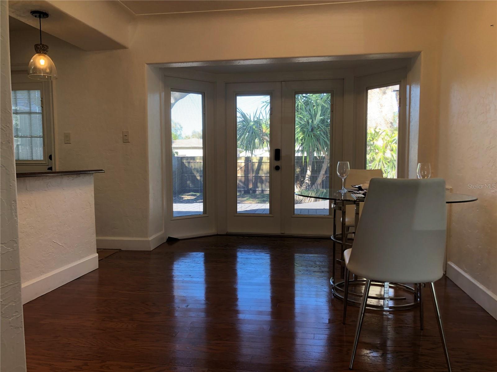 Image 16 of 34 For 5253 2nd Avenue N