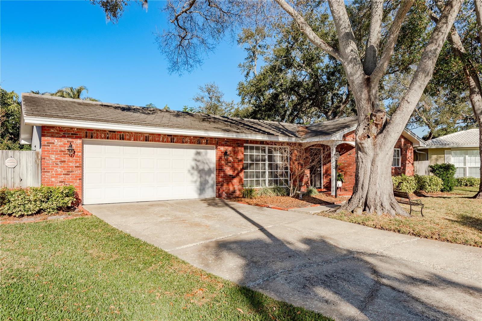 Image 3 of 34 For 6952 122nd Street