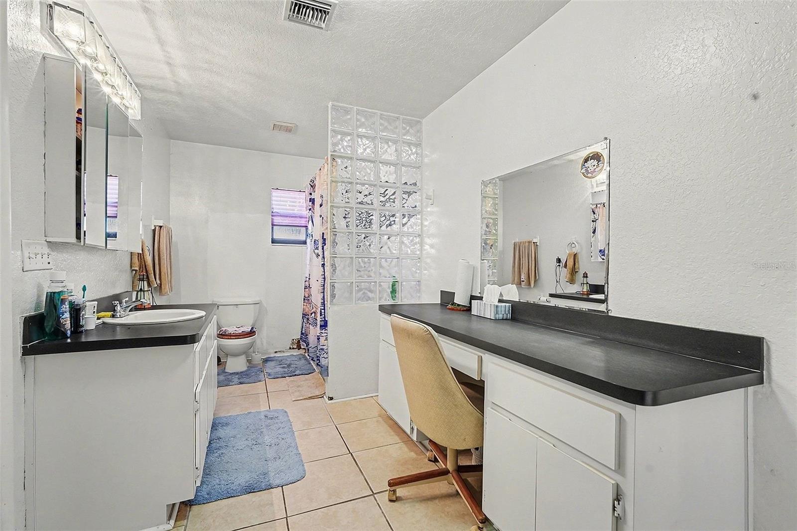 Image 10 of 30 For 9528 River Road