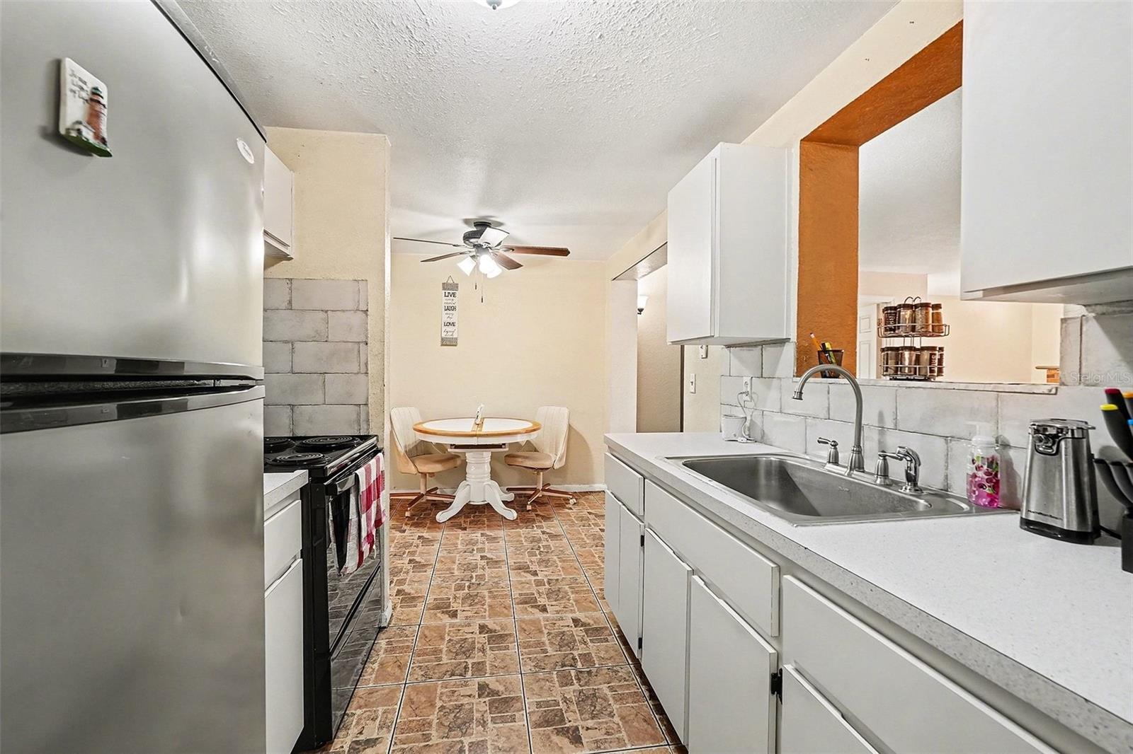 Image 13 of 30 For 9528 River Road