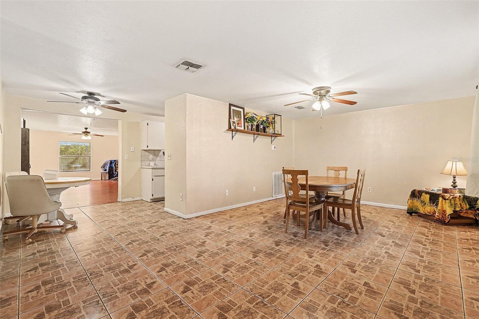 Image 14 of 30 For 9528 River Road