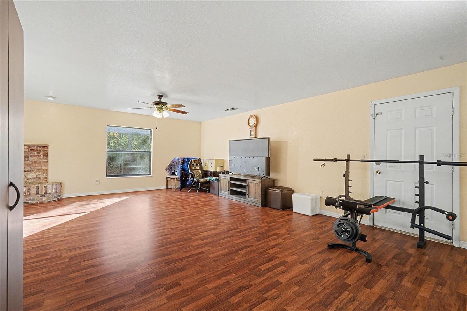 Image 6 of 30 For 9528 River Road