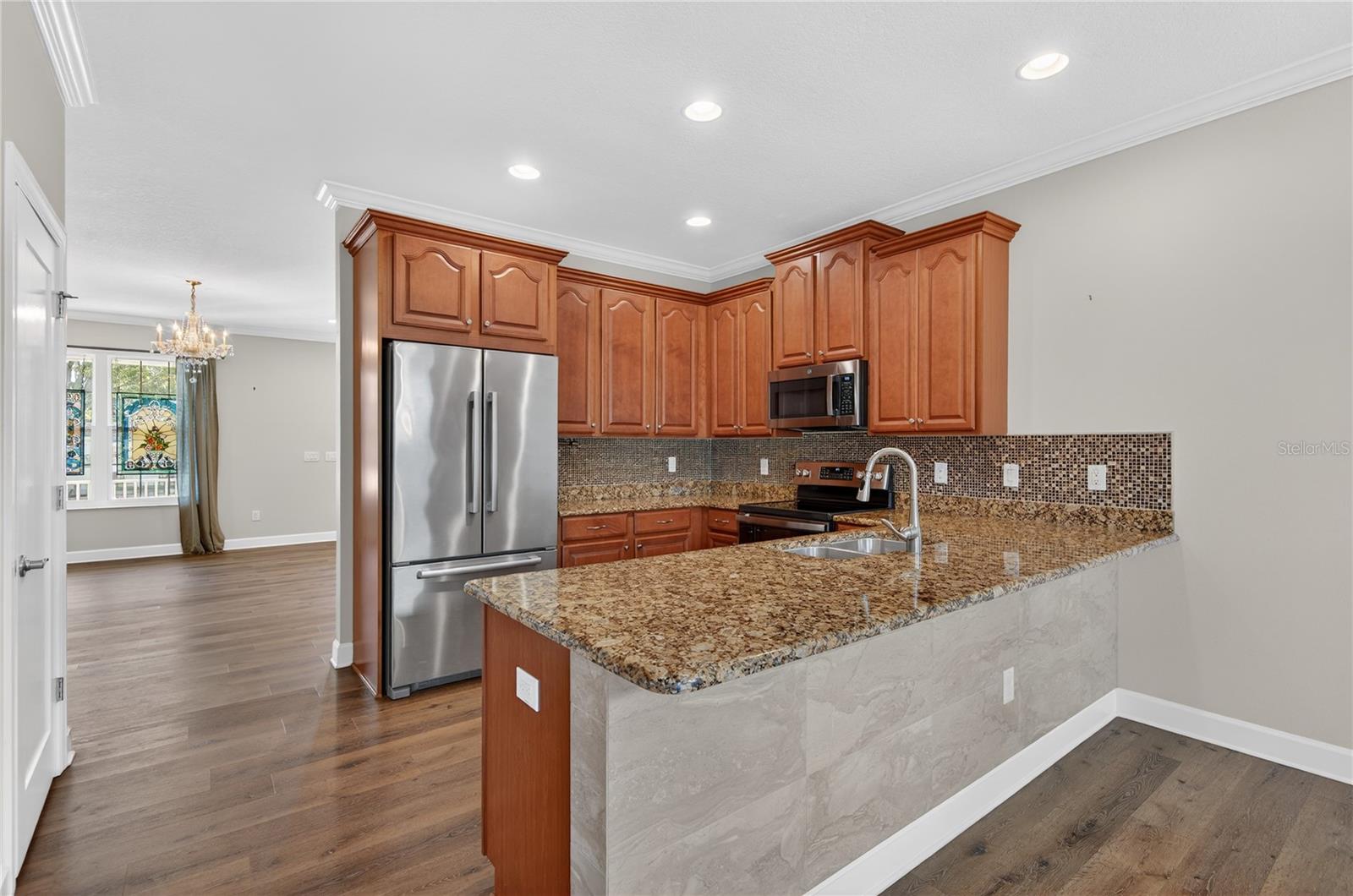 Image 9 of 42 For 205 49th Avenue N