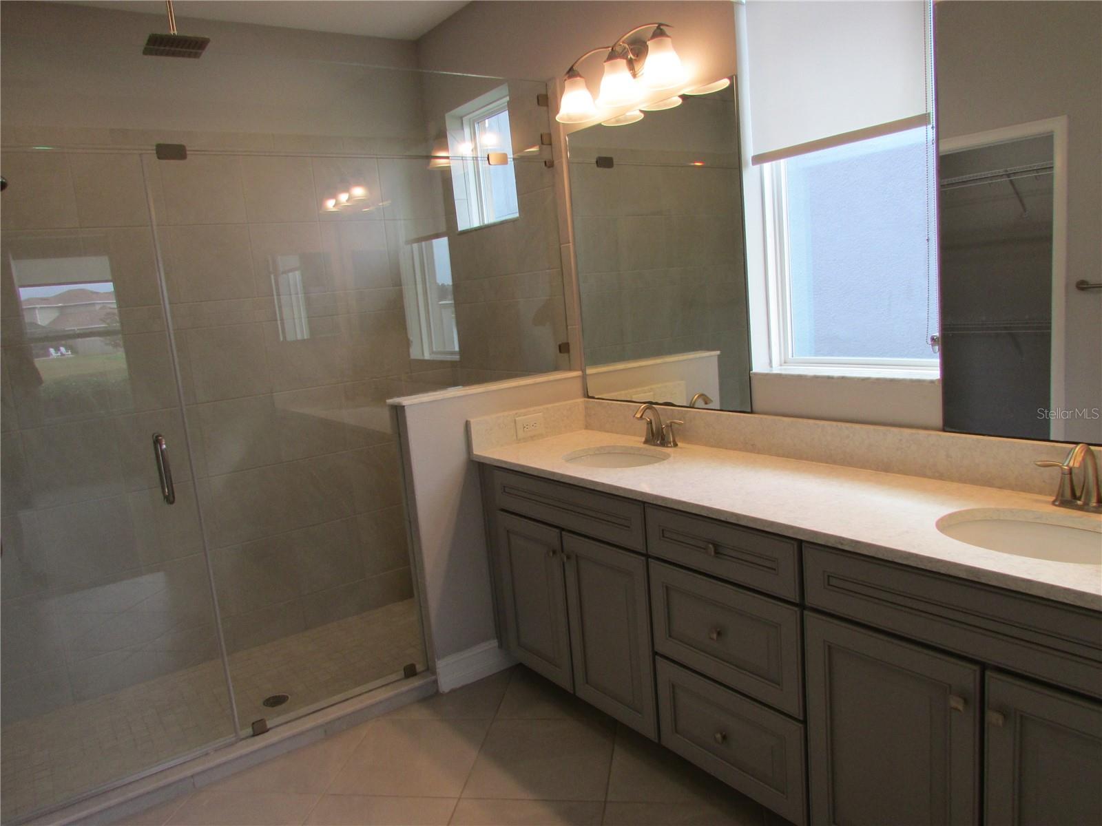 Image 5 of 6 For 28981 Trevi Place